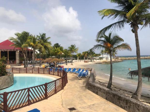 Studio 25 M Manganao Joela 4 Personnes Avec Machine A Laver (Adults Only) Saint-Francois  Εξωτερικό φωτογραφία