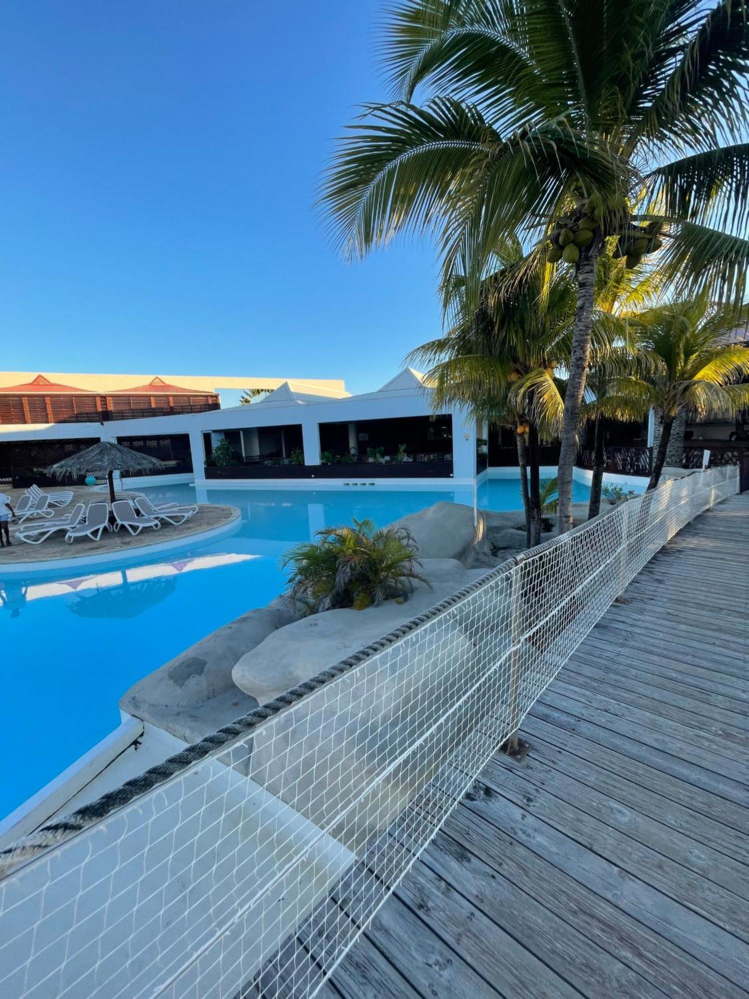 Studio 25 M Manganao Joela 4 Personnes Avec Machine A Laver (Adults Only) Saint-Francois  Εξωτερικό φωτογραφία